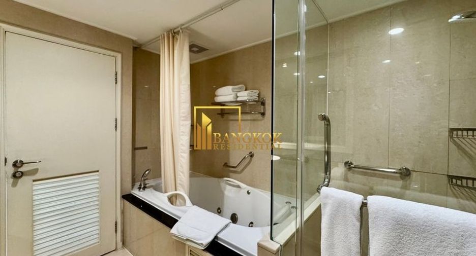 Apartamento con servicios en alquiler de 4 habitaciones en Watthana, Bangkok