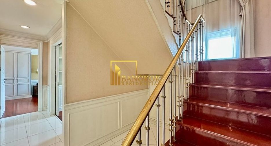 Apartamento con servicios en alquiler de 4 habitaciones en Watthana, Bangkok