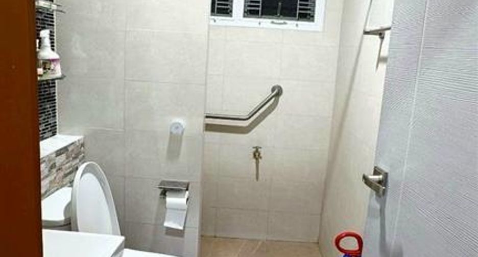 À vendre 5 chambres maison à Mueang Nonthaburi, Nonthaburi