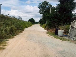 出售 土地 在 Pluak Daeng, Rayong