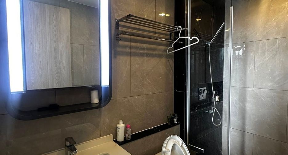 Condo en venta de 1 habitaciones en Huai Khwang, Bangkok