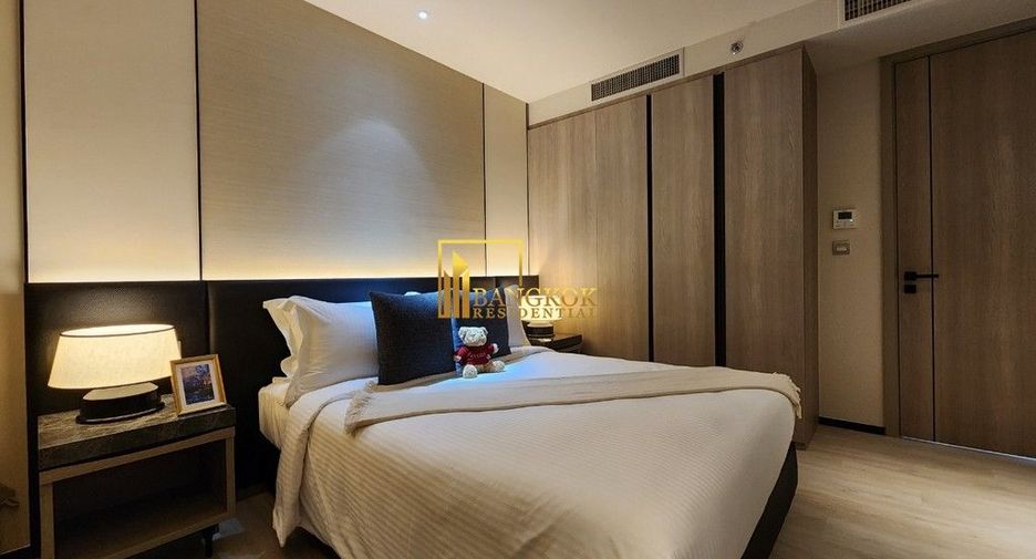 À louer 3 chambres appartement avec services à Khlong Toei, Bangkok