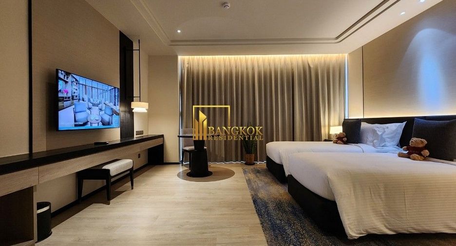 À louer 3 chambres appartement avec services à Khlong Toei, Bangkok