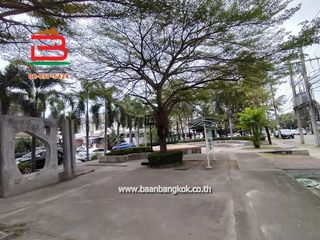 Продажа 3 спальни дом в Сапхан Сунг, Бангкок