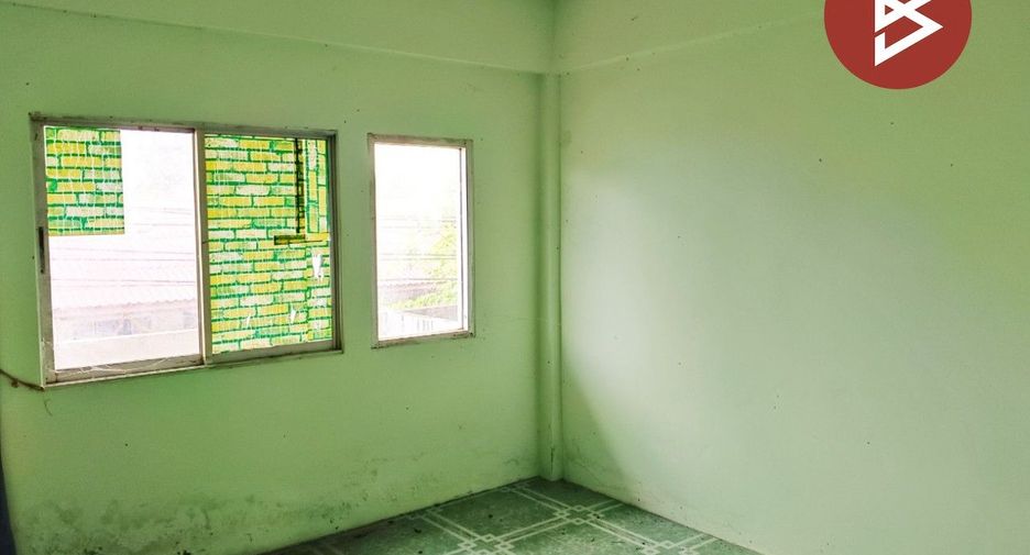 For sale 6 bedrooms townhouse in Laem Ngop, Trat