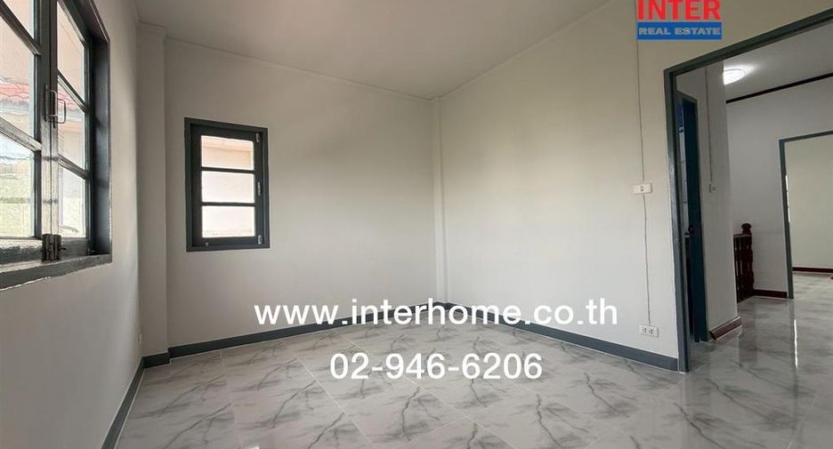 For sale 4 bedrooms house in Lat Krabang, Bangkok