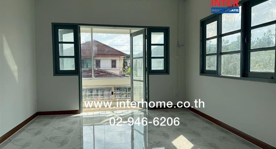For sale 4 bedrooms house in Lat Krabang, Bangkok