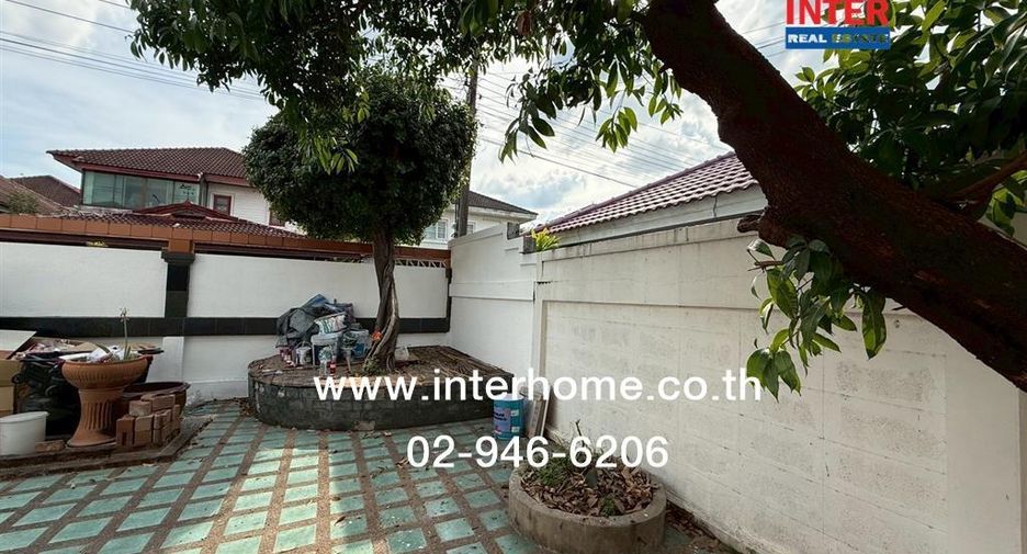 For sale 4 bedrooms house in Lat Krabang, Bangkok