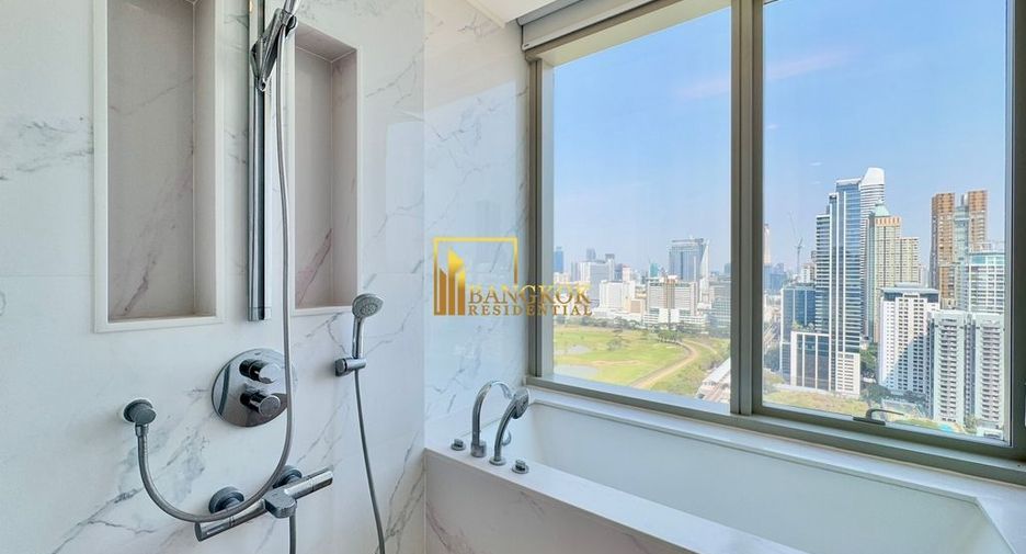 For rent 4 bedrooms condo in Pathum Wan, Bangkok