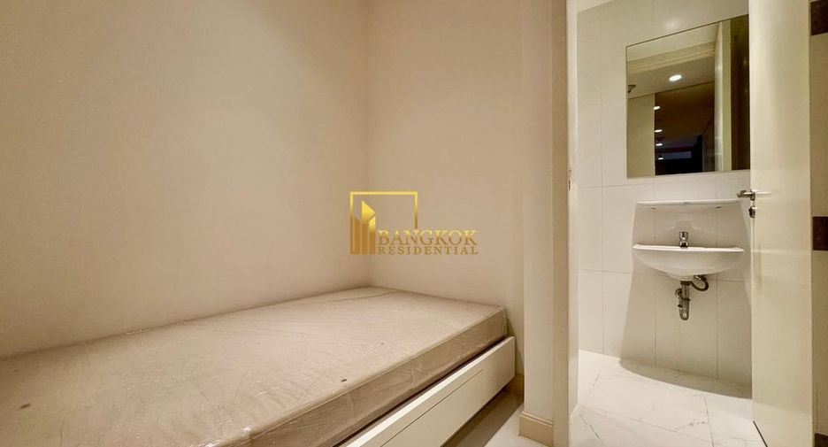 For rent 4 bedrooms condo in Pathum Wan, Bangkok
