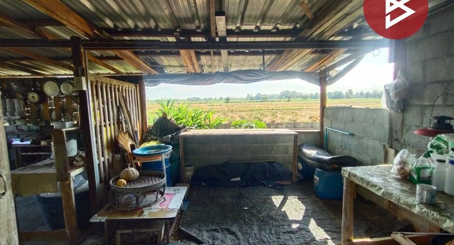 Haus zum Kauf mit 2 Zimmer in Mueang Uttaradit, Uttaradit