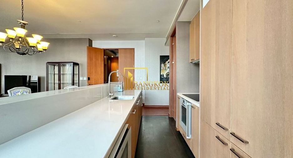 For rent and for sale 3 bedrooms condo in Sathon, Bangkok