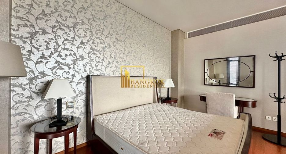 For rent and for sale 3 bedrooms condo in Sathon, Bangkok
