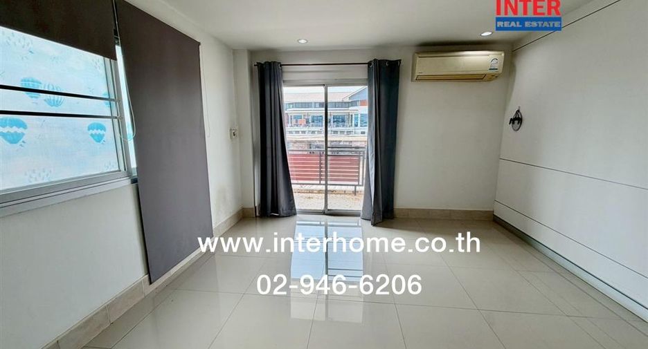 For sale 5 bedrooms townhouse in Mueang Chaiyaphum, Chaiyaphum