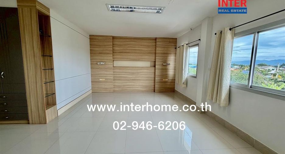 For sale 5 bedrooms townhouse in Mueang Chaiyaphum, Chaiyaphum
