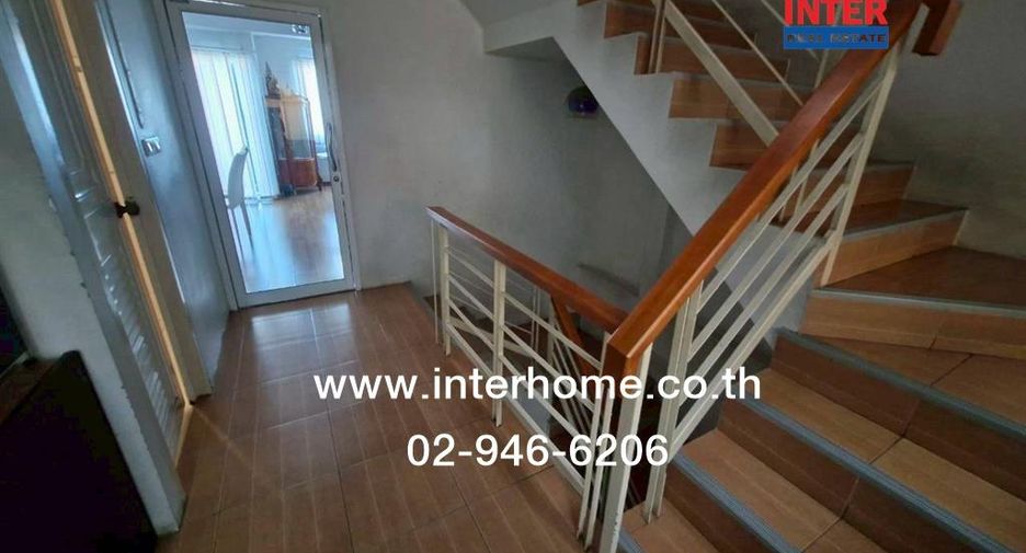 Gewerbefläche zum Kauf mit 13 Zimmer in Mueang Nonthaburi, Nonthaburi