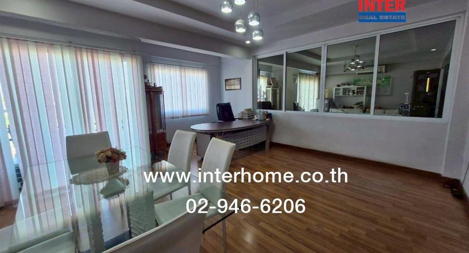 Gewerbefläche zum Kauf mit 13 Zimmer in Mueang Nonthaburi, Nonthaburi
