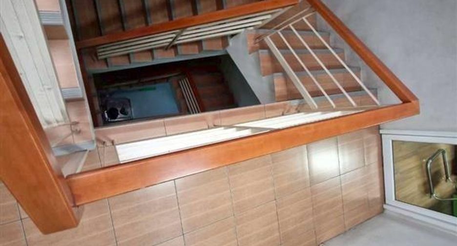 Gewerbefläche zum Kauf mit 13 Zimmer in Mueang Nonthaburi, Nonthaburi