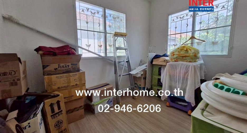 For sale 3 bedrooms townhouse in Mueang Nonthaburi, Nonthaburi