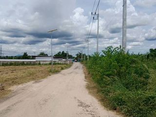 出售 土地 在 Pluak Daeng, Rayong