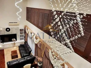 For rent 3 bedrooms condo in Bang Lamung, Chonburi