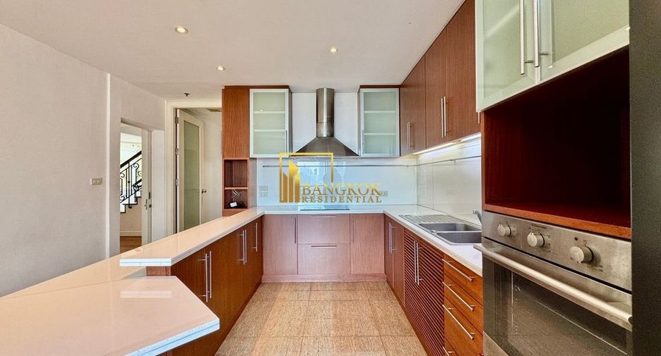 For rent 5 bedrooms condo in Pathum Wan, Bangkok