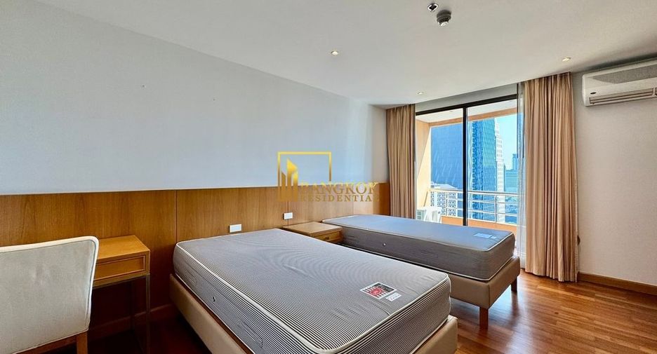 For rent 5 bedrooms condo in Pathum Wan, Bangkok