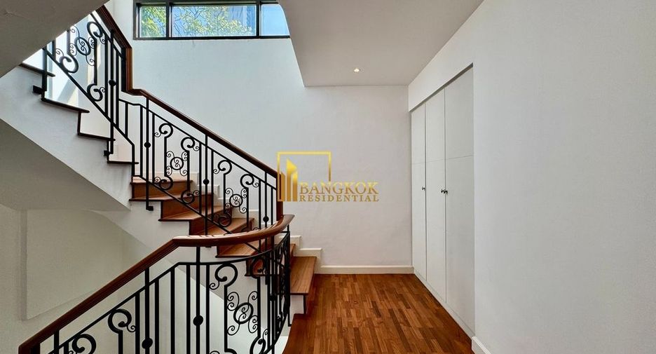 For rent 5 bedrooms condo in Pathum Wan, Bangkok