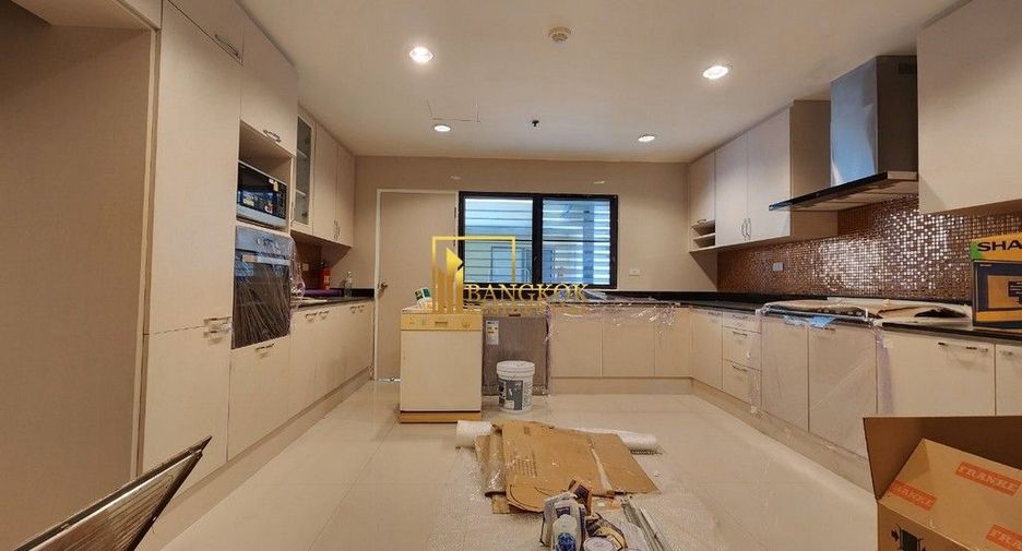 Apartamento en alquiler de 4 habitaciones en Watthana, Bangkok