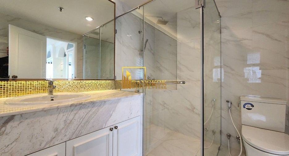 Apartamento en alquiler de 4 habitaciones en Watthana, Bangkok
