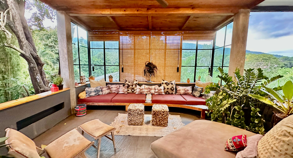 For sale 7 ベッドルーム villa in Mueang Chiang Mai, Chiang Mai