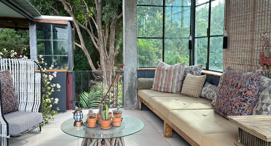 For sale 7 ベッドルーム villa in Mueang Chiang Mai, Chiang Mai