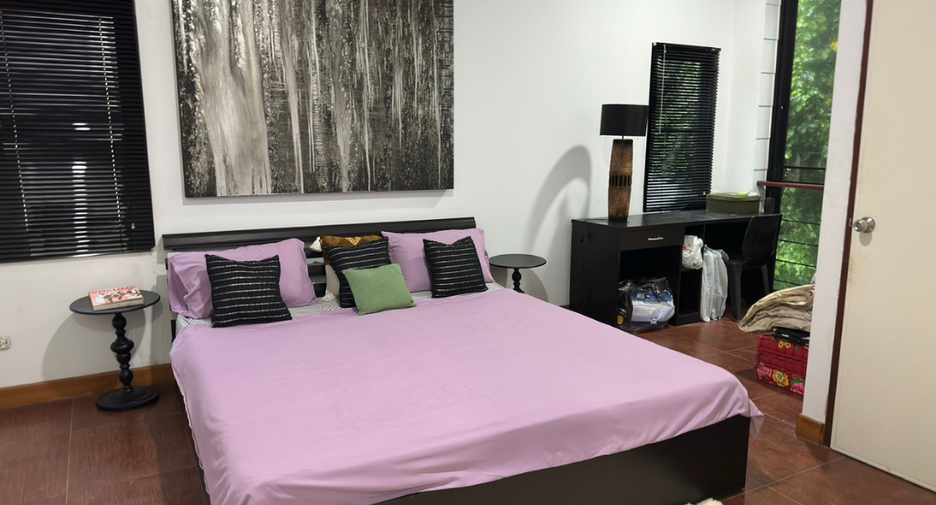 For sale 7 ベッドルーム villa in Mueang Chiang Mai, Chiang Mai