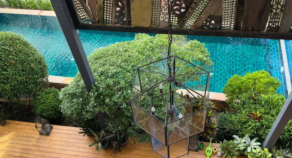 For sale 7 ベッドルーム villa in Mueang Chiang Mai, Chiang Mai