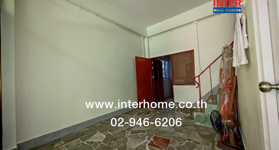 À vendre 3 chambres local commercial à Sam Phran, Nakhon Pathom