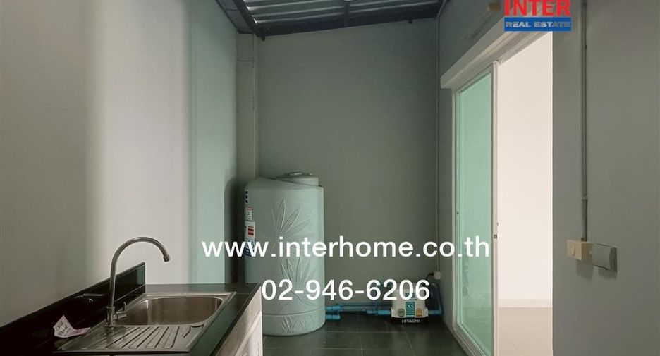 Casa adosada en venta de 2 habitaciones en Mueang Pathum Thani, Pathum Thani