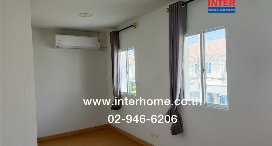 Casa adosada en venta de 2 habitaciones en Mueang Pathum Thani, Pathum Thani