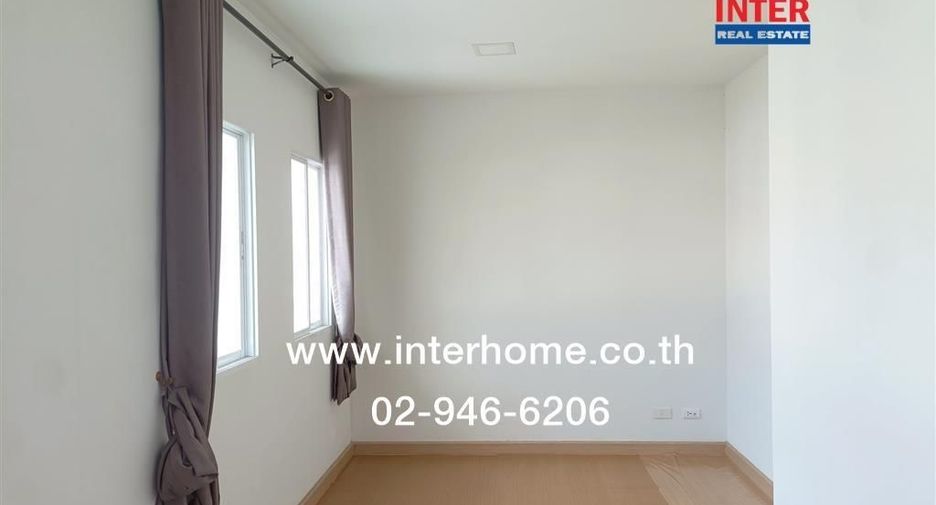 Casa adosada en venta de 2 habitaciones en Mueang Pathum Thani, Pathum Thani