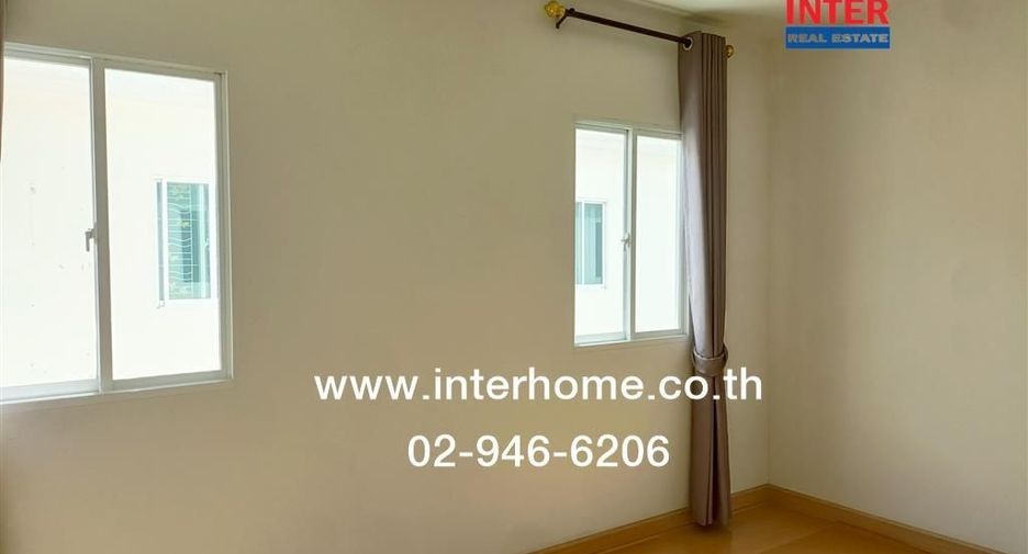Casa adosada en venta de 2 habitaciones en Mueang Pathum Thani, Pathum Thani