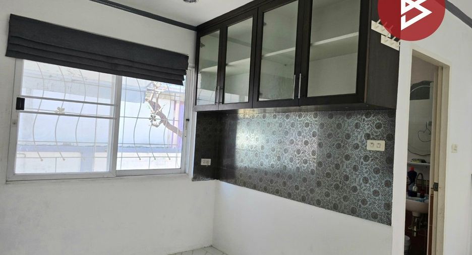 For sale 3 ベッドルーム house in Thanyaburi, Pathum Thani