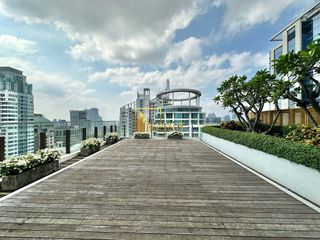 For rent 3 bedrooms condo in Pathum Wan, Bangkok