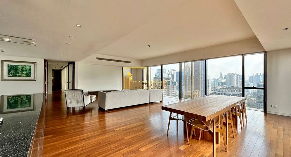 Wohnung zur Miete mit 3 Zimmer in Pathum Wan, Bangkok