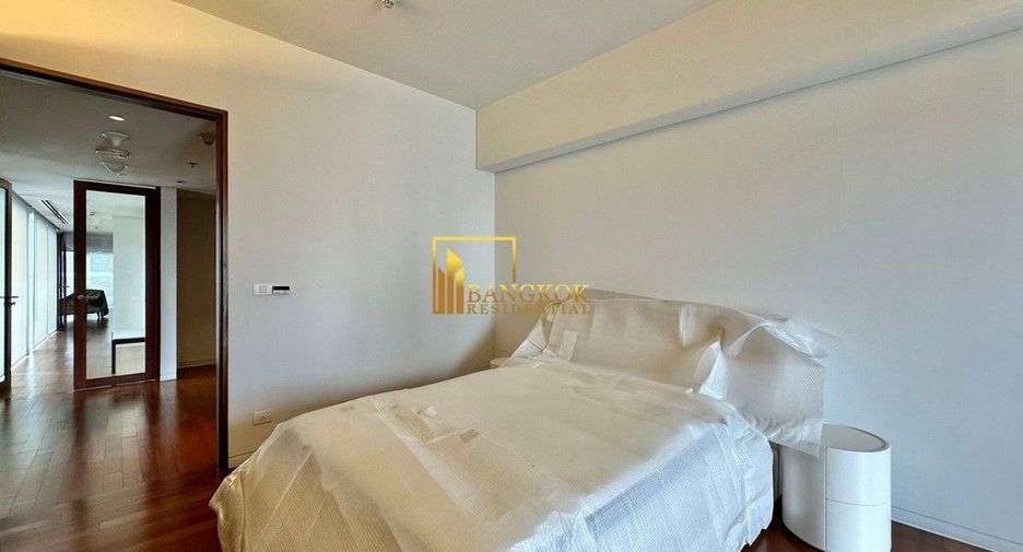 Wohnung zur Miete mit 3 Zimmer in Pathum Wan, Bangkok