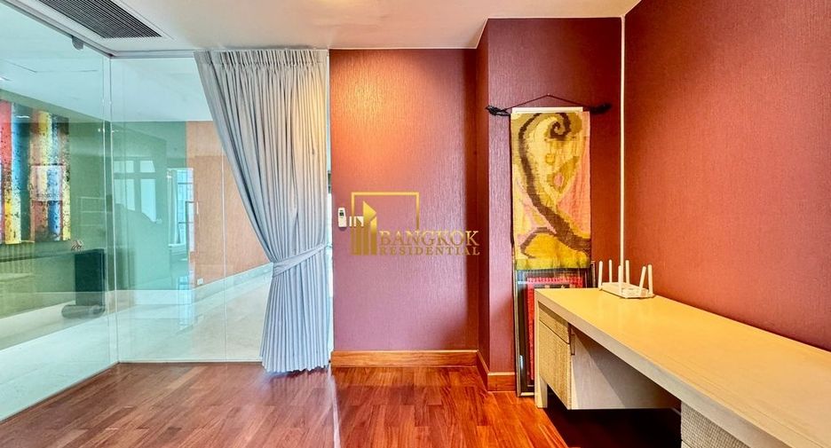 Wohnung zur Miete mit 4 Zimmer in Khlong Toei, Bangkok
