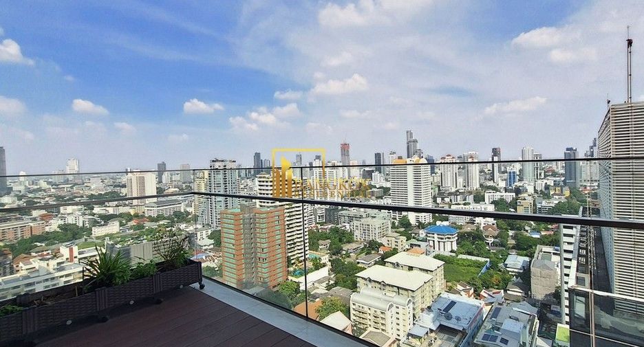 Wohnung zur Miete mit 3 Zimmer in Khlong Toei, Bangkok