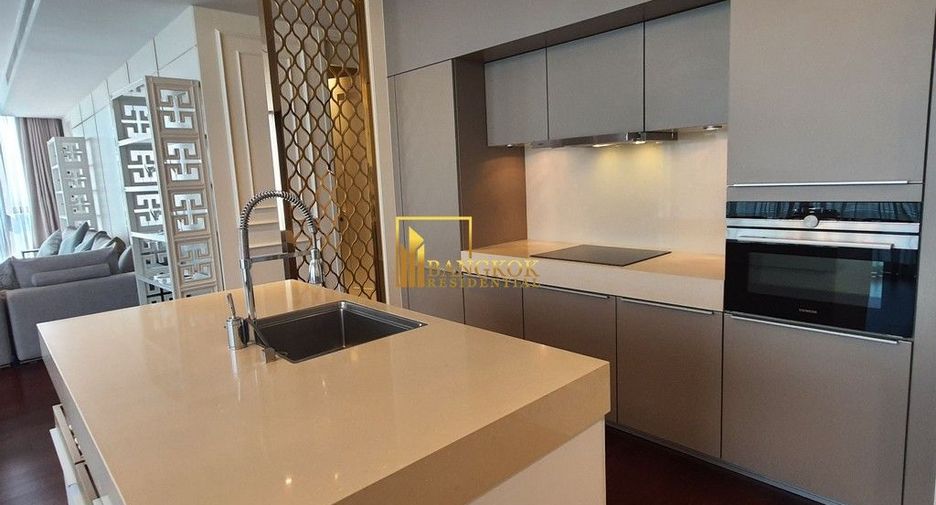 Wohnung zur Miete mit 3 Zimmer in Khlong Toei, Bangkok
