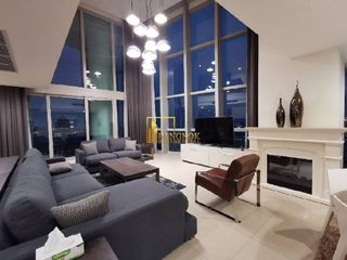 For rent 4 bedrooms condo in Sathon, Bangkok