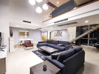 For rent 4 bedrooms condo in Sathon, Bangkok