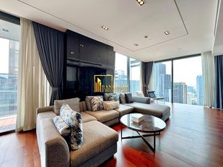 For rent 3 bedrooms condo in Khlong Toei, Bangkok