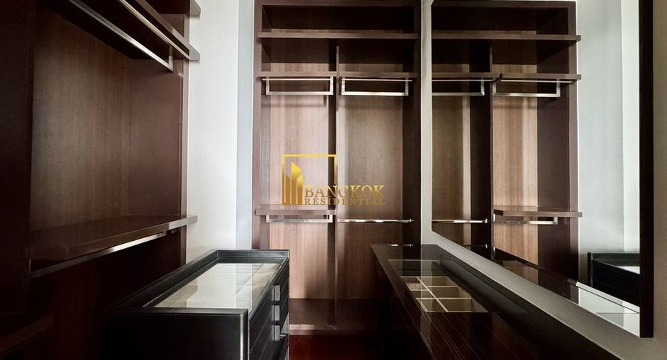 Wohnung zur Miete mit 3 Zimmer in Khlong Toei, Bangkok
